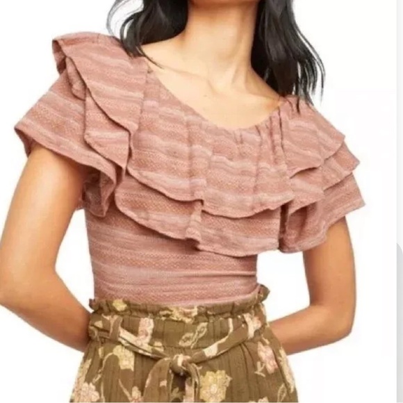 Free People Tops - Free People Top Heirloom Ruffle Doe Combo Women's SZ M Peachy Layered Collar